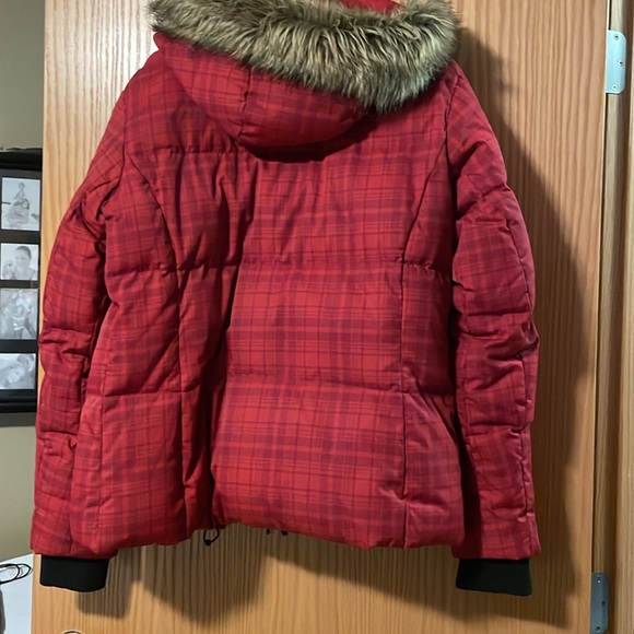 Women’s Columbia Winter Jacket - Picture 8 of 8
